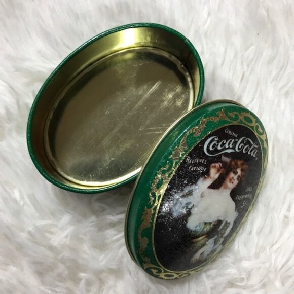 Set of 3 Vintage Coca-Cola Privileged Ladies Shimmer Round + Oval Mint Tins - Picture 13 of 15